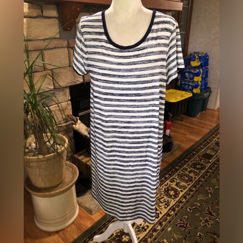 MARKET & SPRUCE SIZE XLARGE NAVY BLUE & WHITE STRIPED SWEATER SHORT SLEEVE DRESS
